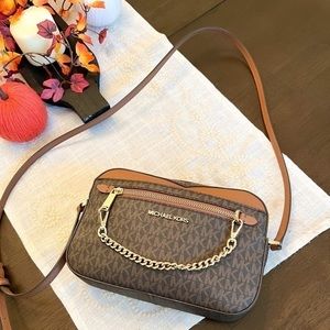 Michael Kors Jet Set Large Logo Crossbody Bag
